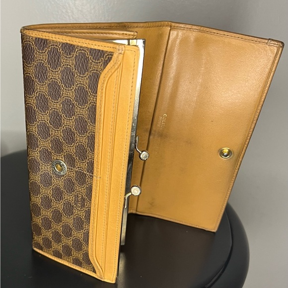 Vintage Celine Macadam Continental Wallet Brown Triomphe Leather Trim - Picture 2 of 5